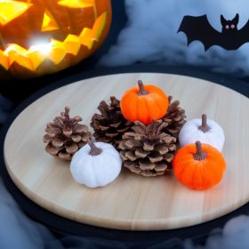   Halloween-i dekoráció - tök és toboz - 6 cm - habszivacs - 8 db / csomag